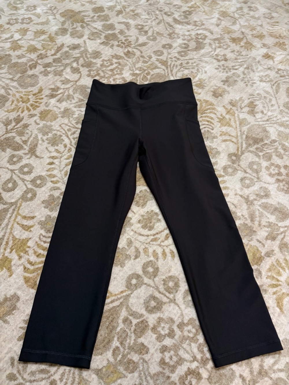 Old Navy High-Waist Leggings in Forest Green, Dusty Blue, Navy & Black 7/8 crop - Picture 5 of 5